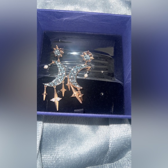 Earrings Swarovski - Picture 2 of 2